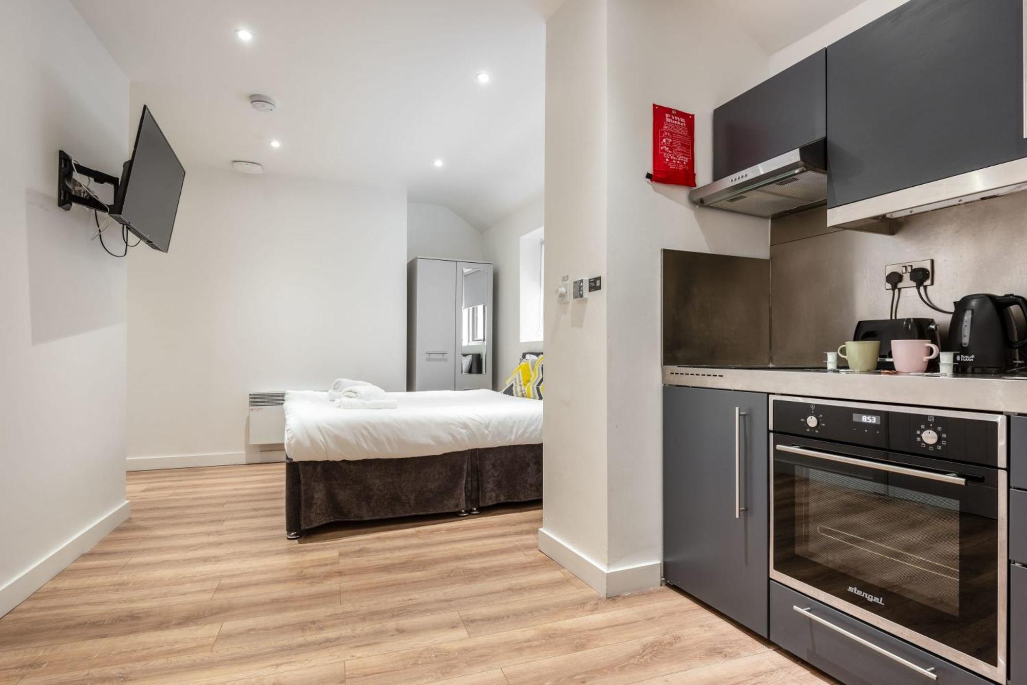 Lovely Studio Apartment In Central Шефилд Екстериор снимка